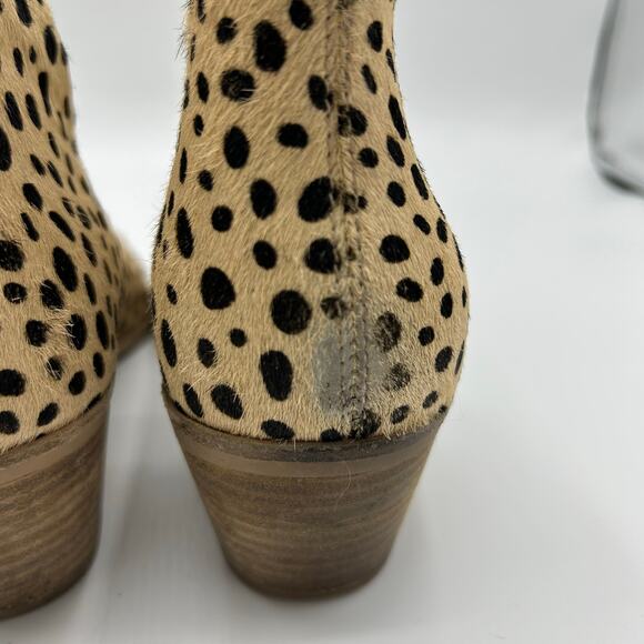 Dolce Vita‎ Booties 9.5 Calf Hair Dalmatian Spot Pointed Toe Ankle Boots 2" Heel - Picture 4 of 13